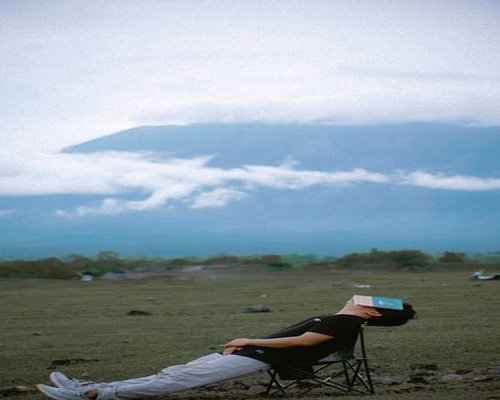 Istirahat santai di sore hari